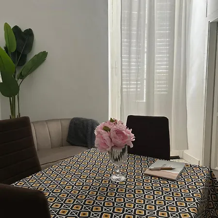 Teresa Il Tuo In Centro Apartment